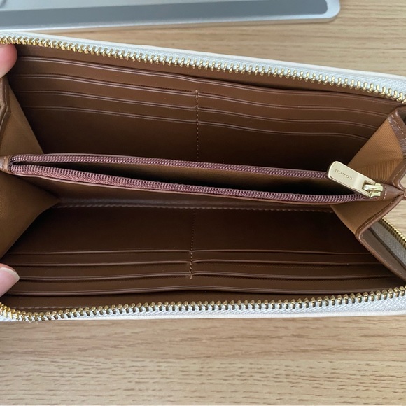 Coach Wallet - Picture 2 of 3
